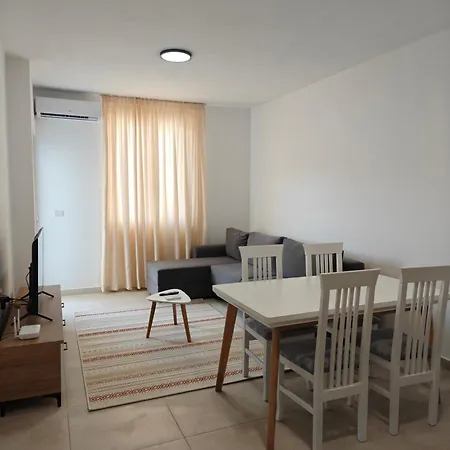 Ds Apartment Golem (Tirana)